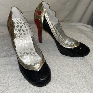 Oh…Deer! Woman's Sequin Multi-texture Pump,SZ: 6M, Preowned, Blk, Red Suede,Gold